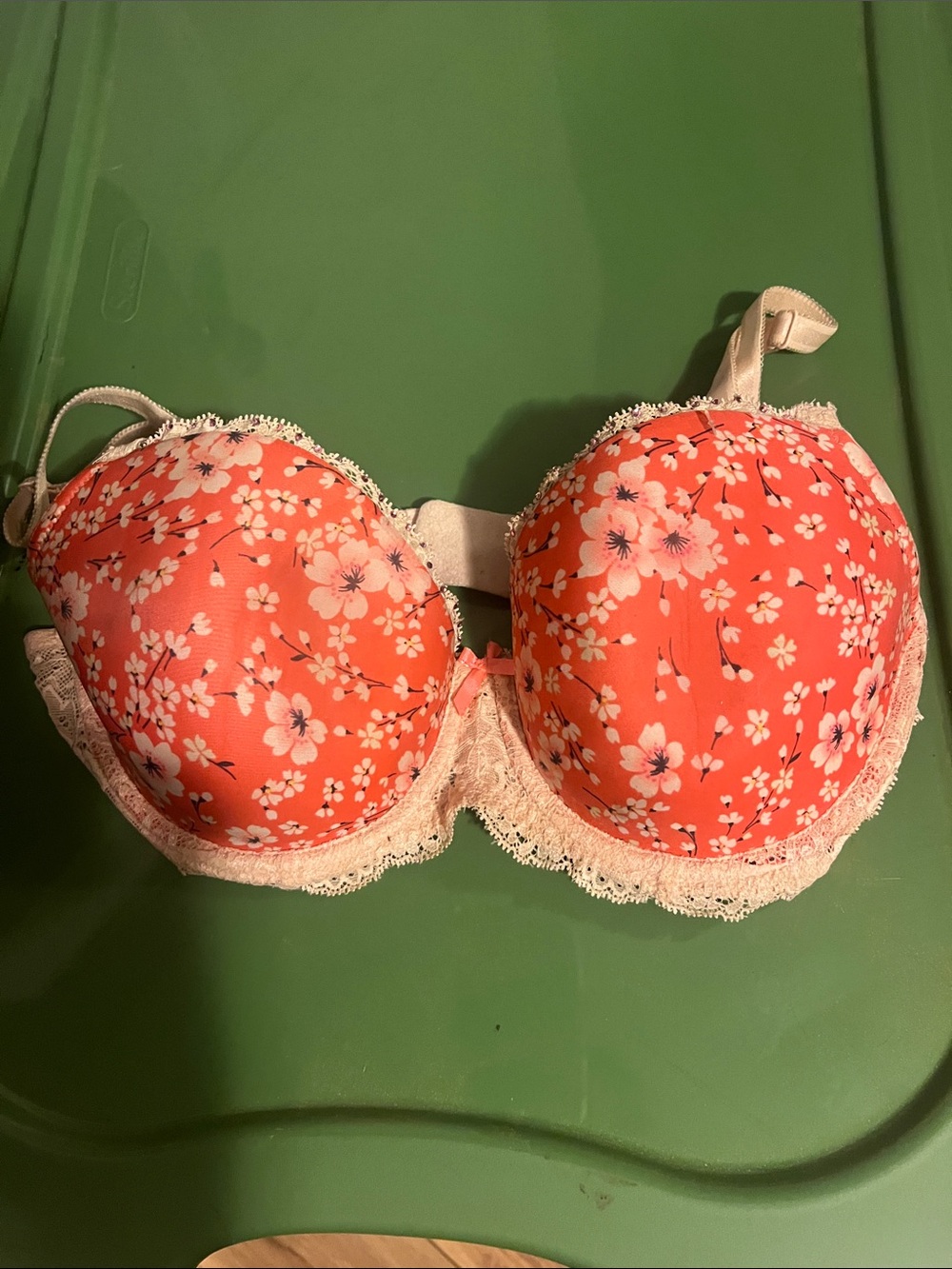 Victoria's Secret Coral Floral Lace-Trim Bra